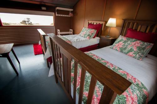 Coorong Aurora - Breathtaking Waterfront Escape
