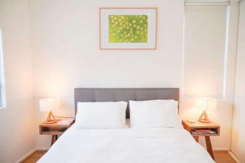 Trendy Modern 2bd Apartment Close To Beach & City