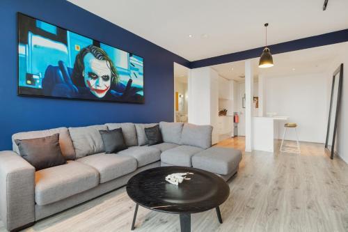 One-bed Apartment With Balcony And Luna Park Views