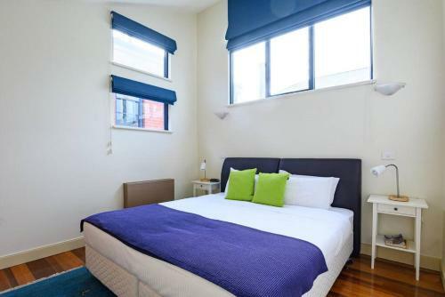 Brooklyn Warehouse Vibe Mins To St Kilda & Cafes