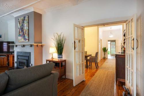 'kyona' By Your Innkeeper Mudgee