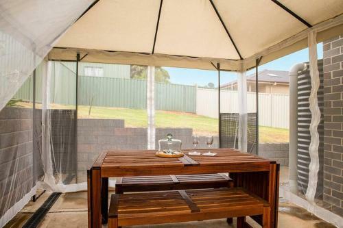 Dunphy Delight By Your Innkeeper Mudgee