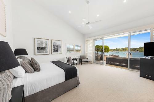 42 Noosa Parade