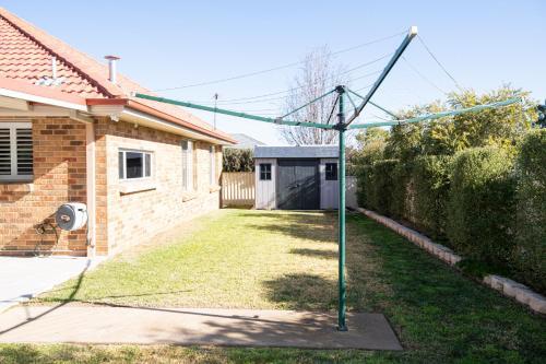 Roselawn Entertainer Large & Luxurious, Sleeps 12
