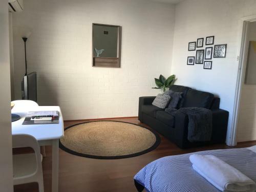 M106 Holiday Apartment In The City