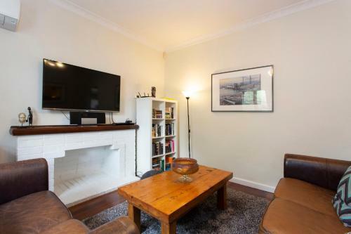 Cosy Cottage -3 Bedrooms Victoria Park