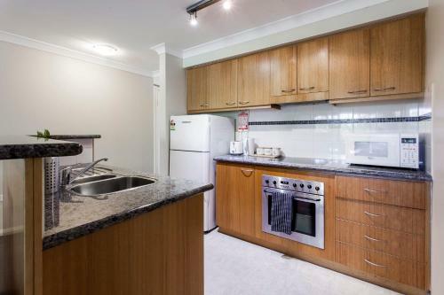 Apartamento A Comfy 2br Home, Top Location, Free Parking