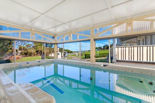 Dunes - Elegant Beach Villa With Huge Heated Swim Spa