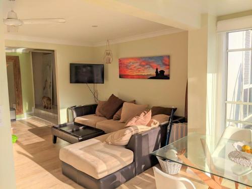Phoenix Oasis, Family And Pet Friendly Apartment With Pool