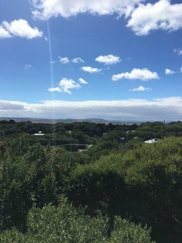 37 Oceanview Parade Sandy Point