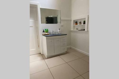 A1 Sea Lake Silo Home With A View (Pet Friendly)