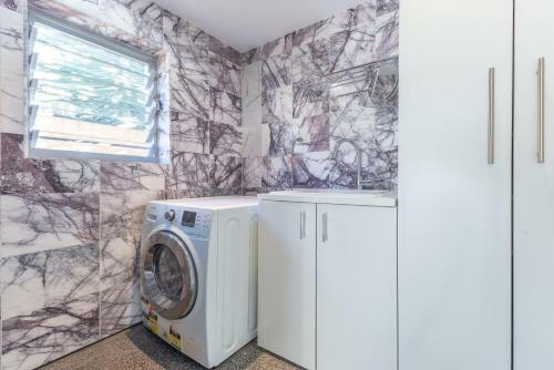 Chic East Sydney Pad