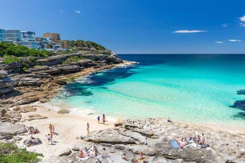 Apartamento A Bright & Comfy Beach Studio, 5min Walk To Bondi Beach