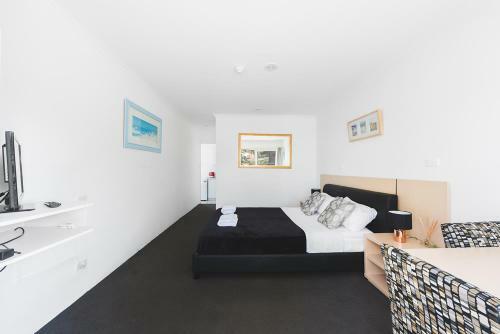 Manly Waves Hotel