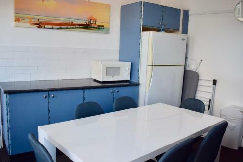 Comfortable Apartment In Trendy Haberfield Via 2