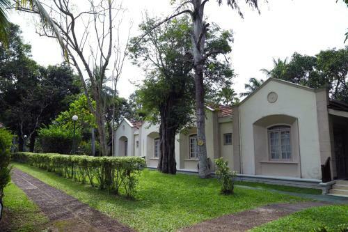 Tamarind Tree Hotel