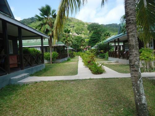 Hostal Chez Michellin Pensions Residence