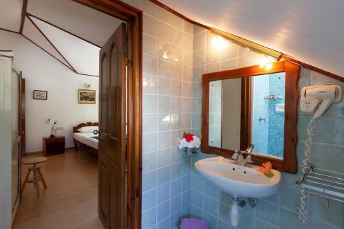 Hostal Kot Babi