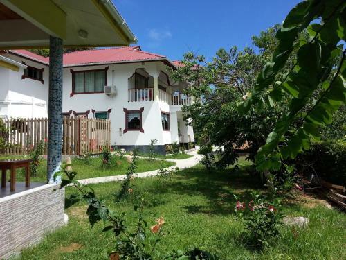 Bed & Breakfast Zanboza Guesthouse Self Catering