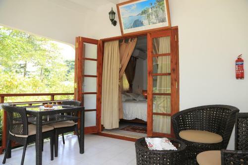 Hostal Benjamine's Holidays