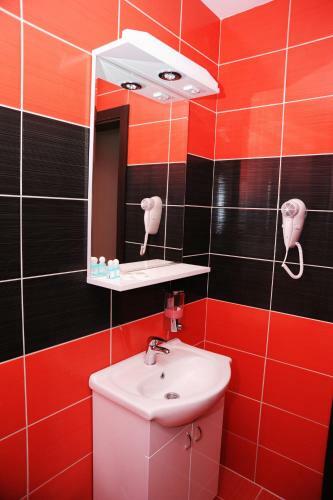 Hostal Garni Hotel Crystal Ice