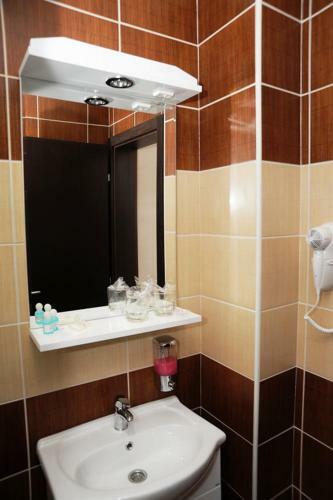 Hostal Garni Hotel Crystal Ice