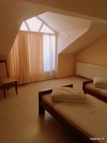 Hotel Accommodation Elegance