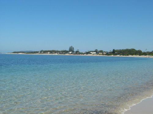 Close To Tea Gardens Waterfront
