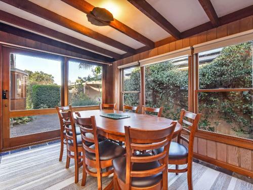 Wangi Waterfront Delight Estate - Waterfront Reserve Home
