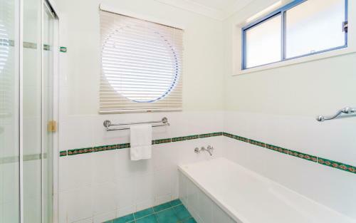 Beachside 1 - Ljhooker Yamba