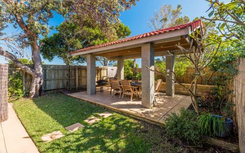 Beachside 1 - Ljhooker Yamba