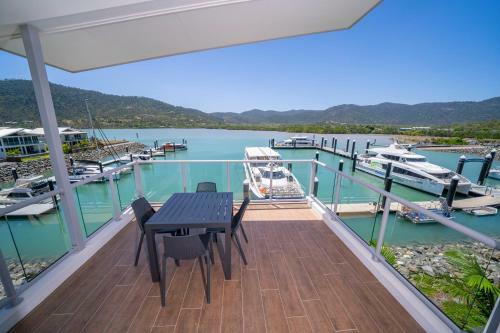 Hotel Harbour Cove