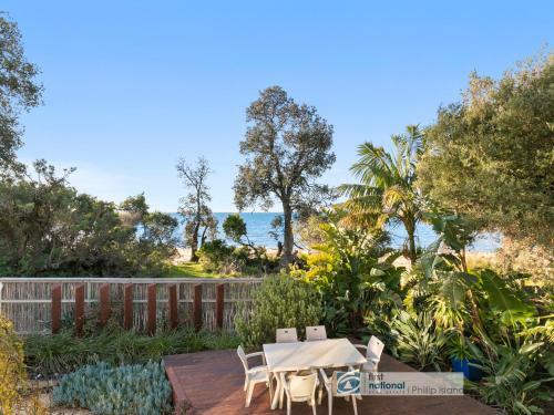 8 Broadwater Court, Cowes