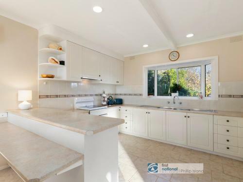 8 Broadwater Court, Cowes