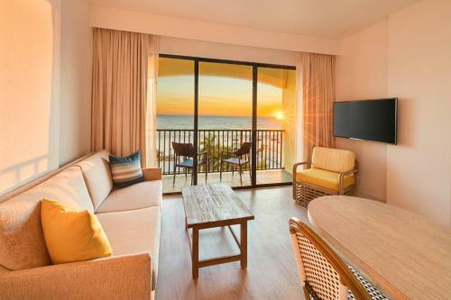 Hotel Sirata Beach Resort