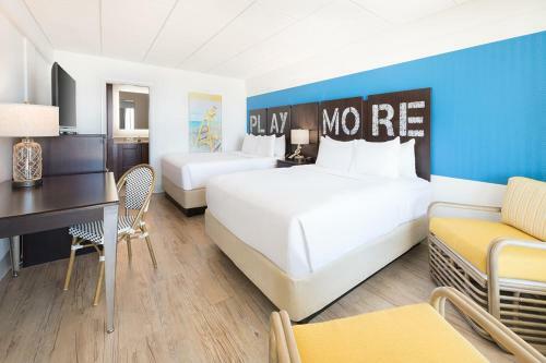 Hotel Sirata Beach Resort