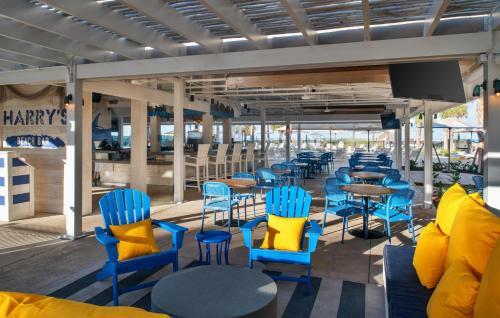 Hotel Sirata Beach Resort