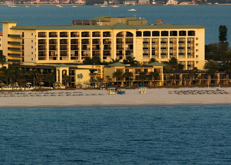 Hotel Sirata Beach Resort