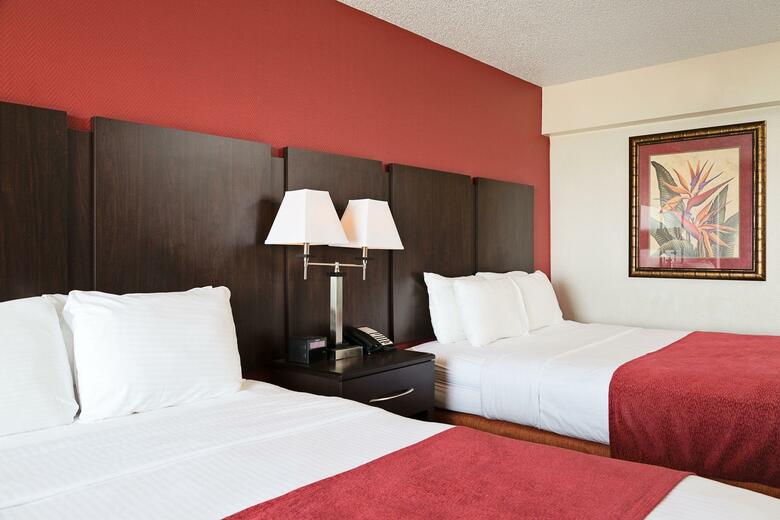 Hotel Sirata Beach Resort