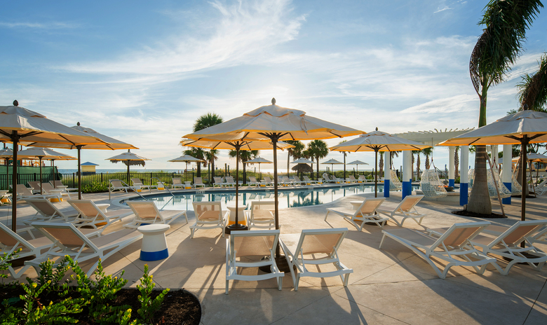 Hotel Sirata Beach Resort