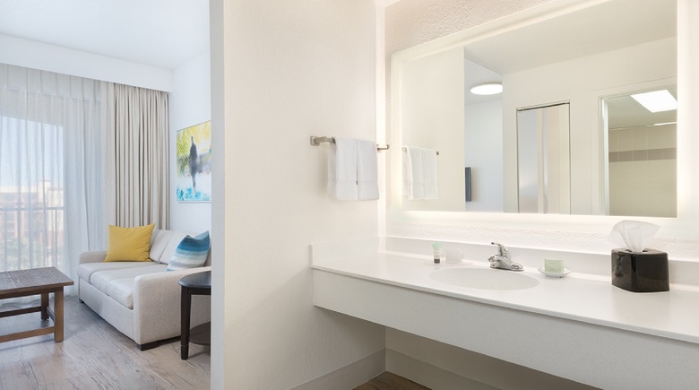 Hotel Sirata Beach Resort