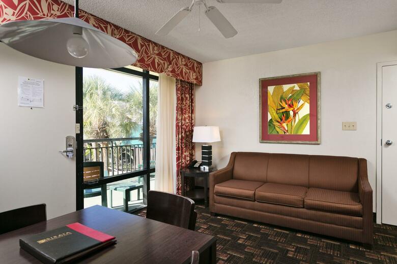 Hotel Sirata Beach Resort
