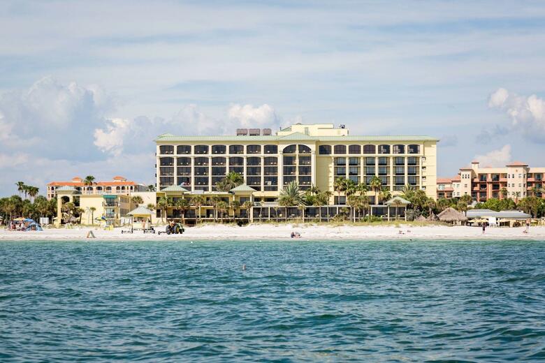 Hotel Sirata Beach Resort