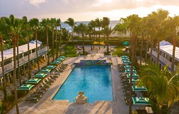 Hotel The Surfcomber