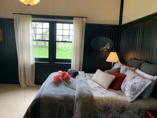 Byfrons Phillip Island Farmhouse
