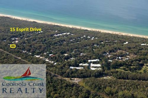 15 Esprit Drive - Rainbow Shores, Gorgeous, Modern Beach House