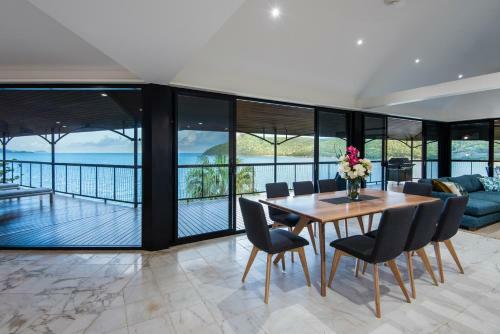 Mermaids Reach On Hamilton Island