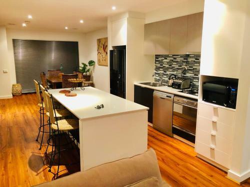 Apartamento Gorgeous 2 Bedroom Townhouse