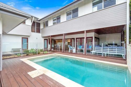Cottonwood Beach House @ Corporate Boardies