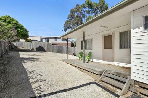 Coffey Court Cottage 2